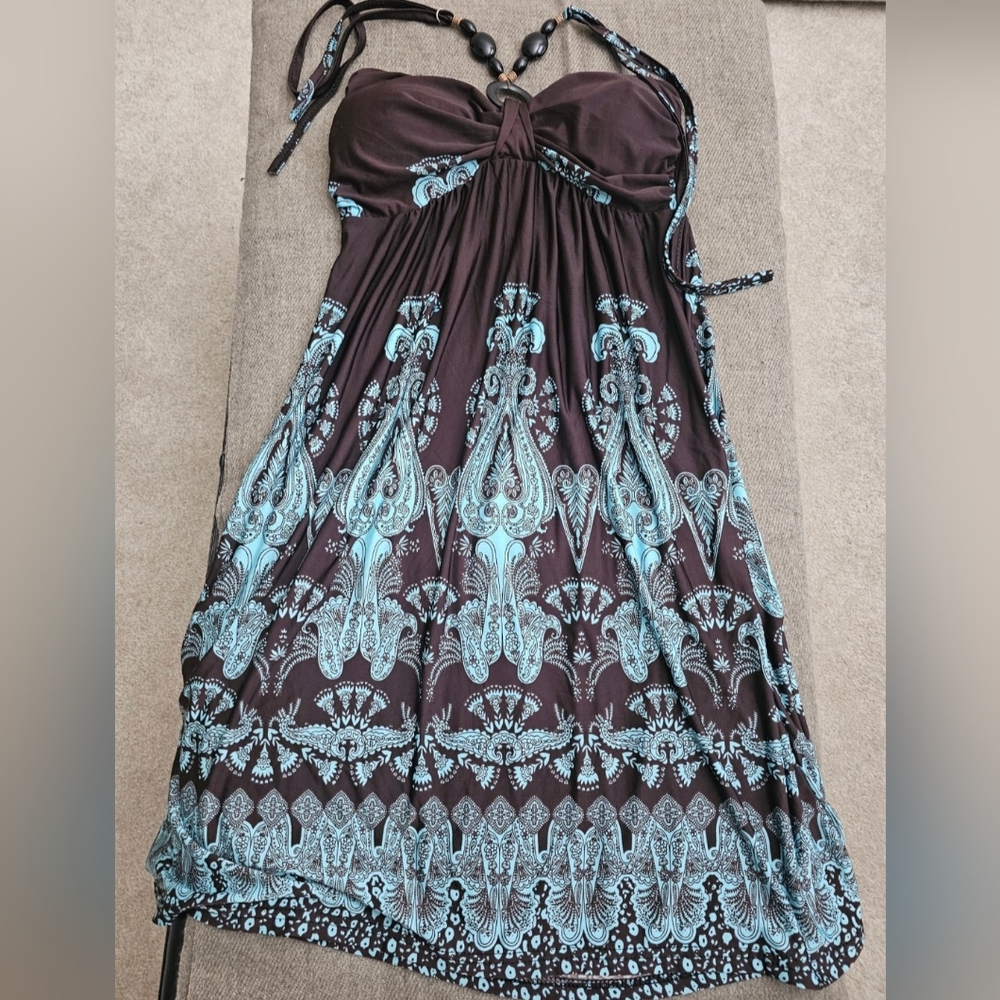 Beautiful brown and blue halter neck dress for an island holiday.